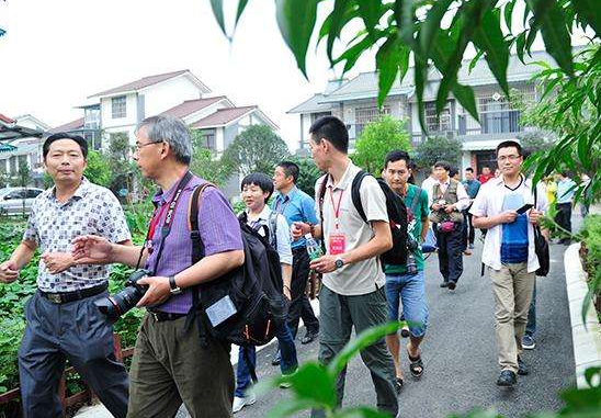 “苹果发布有关冠状病毒爆发的季度指导更新”