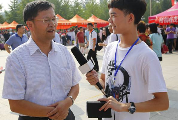 “开发商Infinity Ward计划在今天的透露使命召唤现代战争游戏的细节”